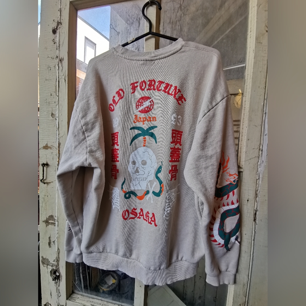 3/25$ ASOS Cream Graphic Crewneck Sweater